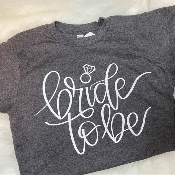 Brand new Bride to be t-shirt - Picture 2 of 3